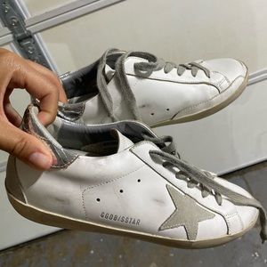 Golden Goose Sneakers size 9.5. EUC. Some light wear on heels and back top.